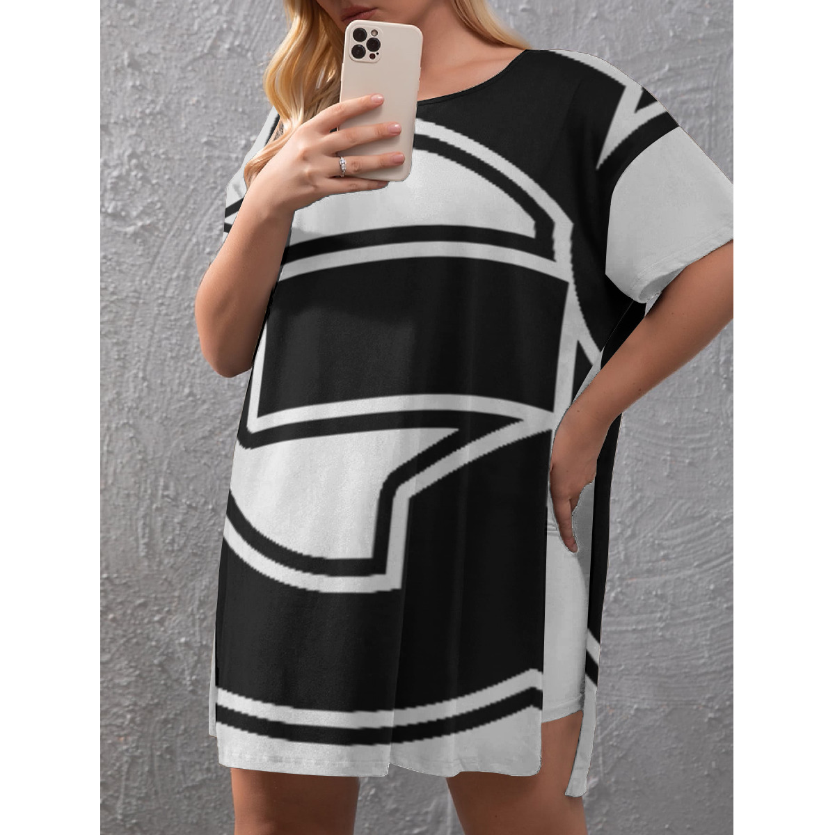 Drop-Shoulder T-Shirt with Side Split and Shorts (Plus Size) (2GS) WHT - Image 4